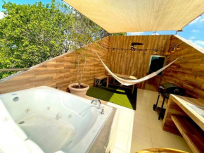 Cenote PH Luxury and Spacious 1506 ft2, Terrace and Panoramic Jacuzzi, The Beach and 5th Avenue Walking 10 minutes, Excellent Location in the Heart of Playa de Carmen! Four air conditioners included, 